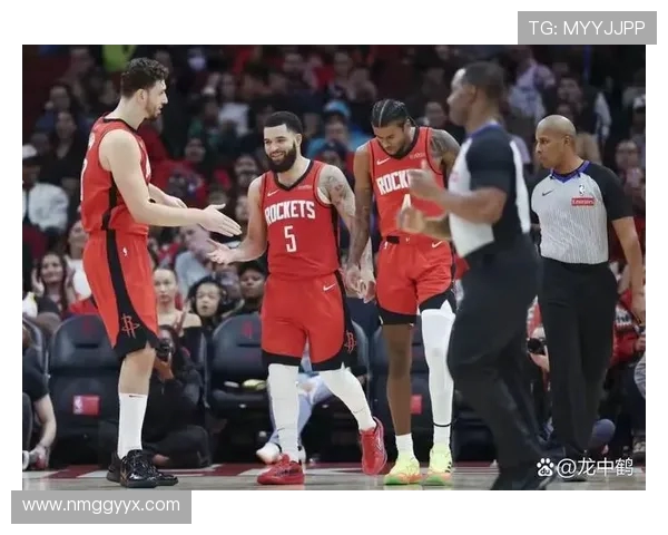 勇士与火箭激战11月16日期待一场精彩的NBA对决与巅峰对抗